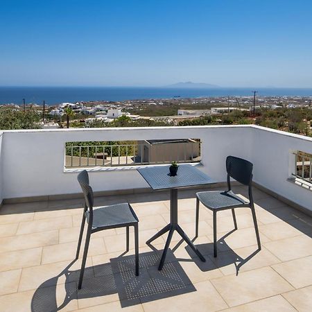 Hillside Elegance Suites Fira  Extérieur photo