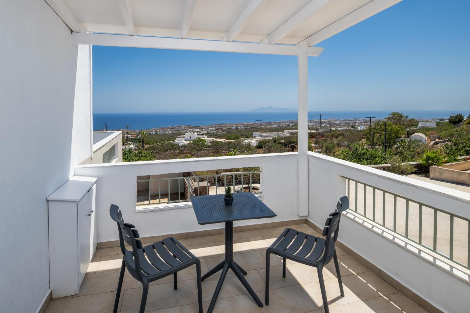 Hillside Elegance Suites Fira  Extérieur photo